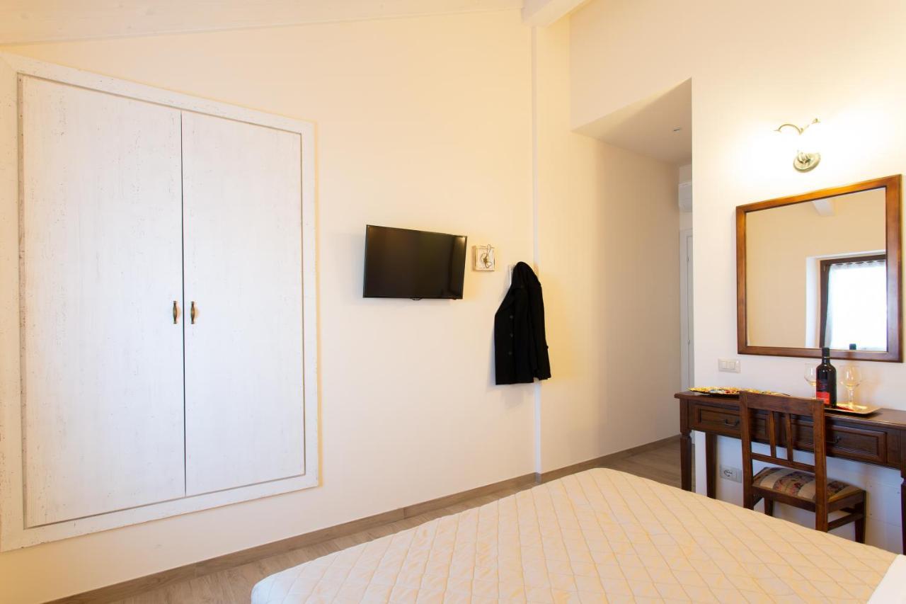 Il Casolare Bed & Breakfast Gradara Exterior foto